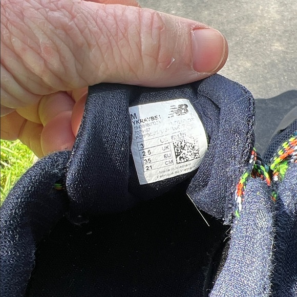 Kid’s New Balance Navy and Neon Athletic Shoes - Picture 5 of 6